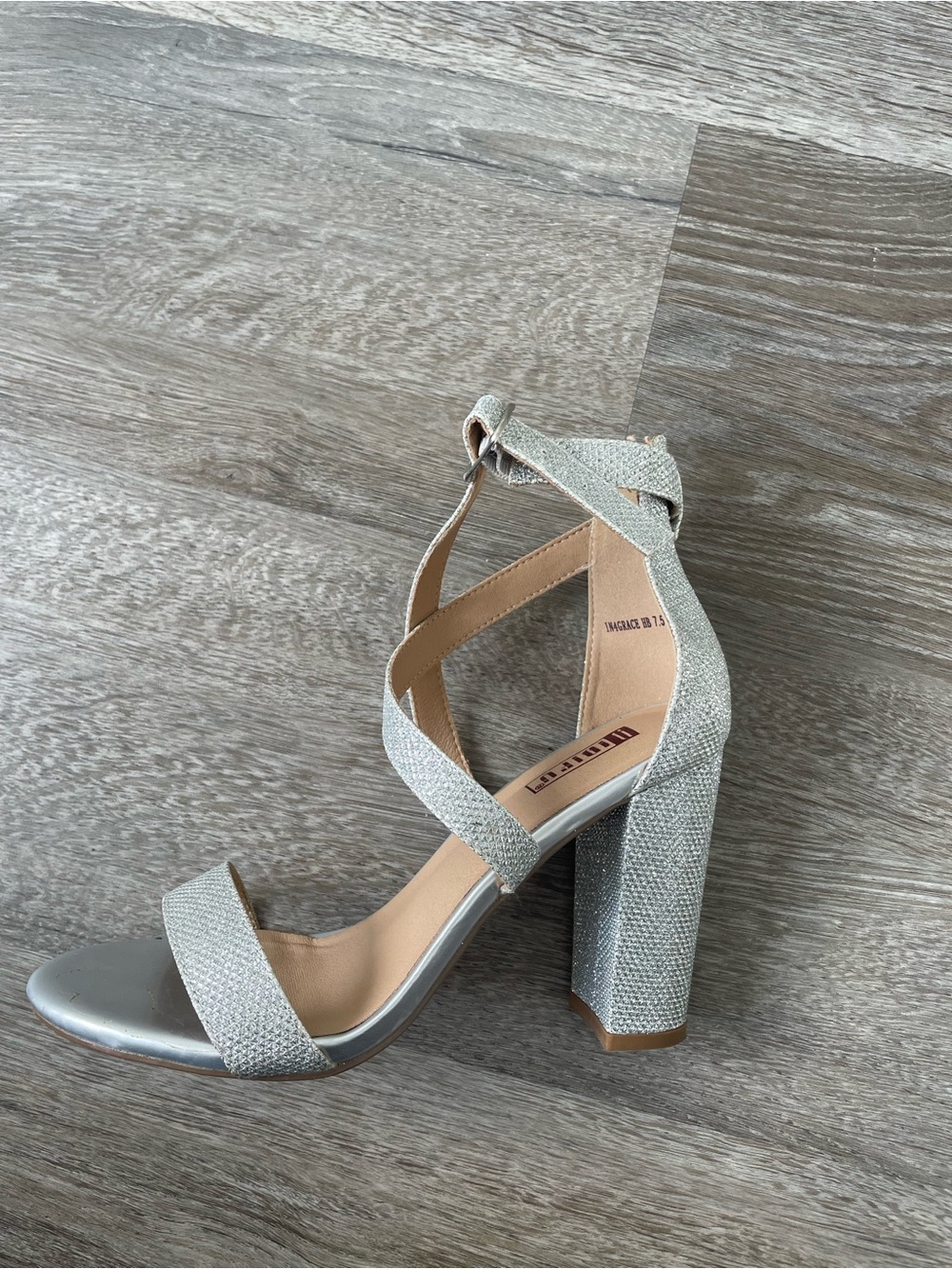 IDIFU Silver Sparkle Crisscross Block Heel Sandal